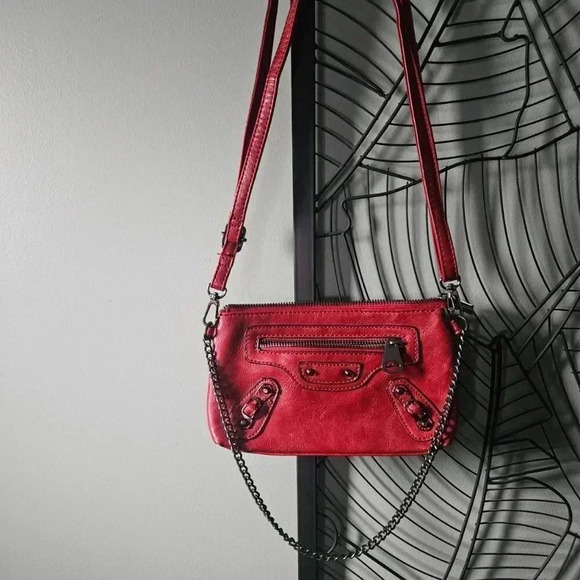 David Jones | Red Faux Leather Mini Bag City Style with  Long Removable Strap - Picture 1 of 12